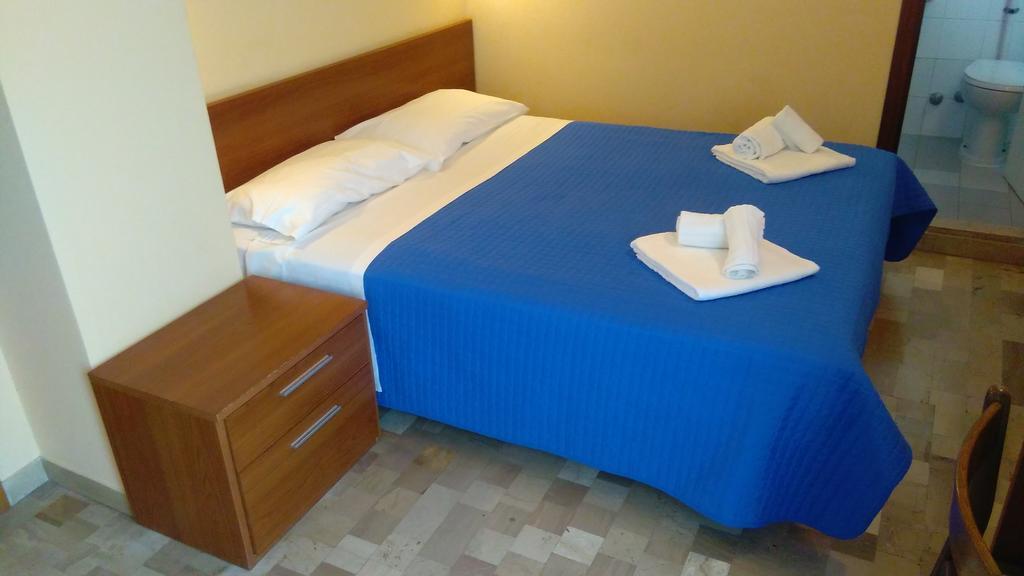Hotel Annetta Rimini Exterior photo