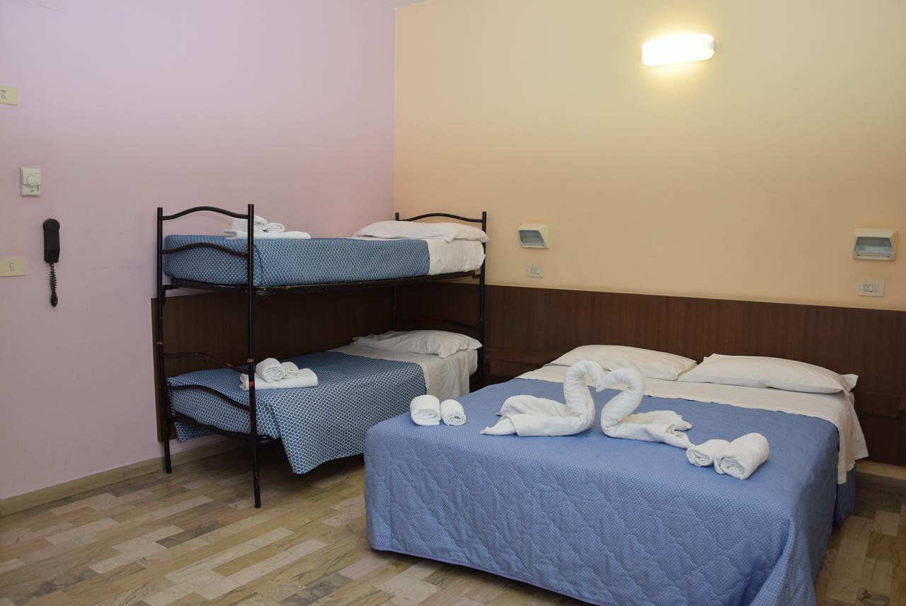 Hotel Annetta Rimini Exterior photo